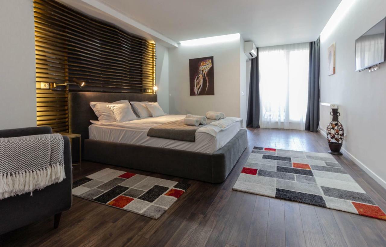 Ares Aparthotel 클루지나포카 객실 사진